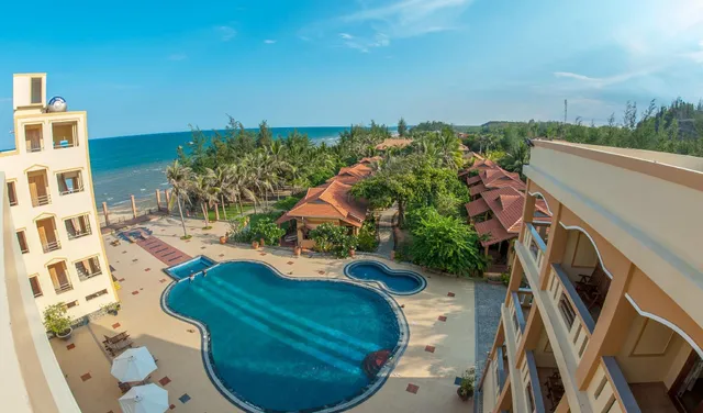 Sandhills Beach Resort & Spa