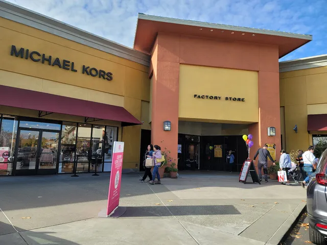 Michael Kors Outlet