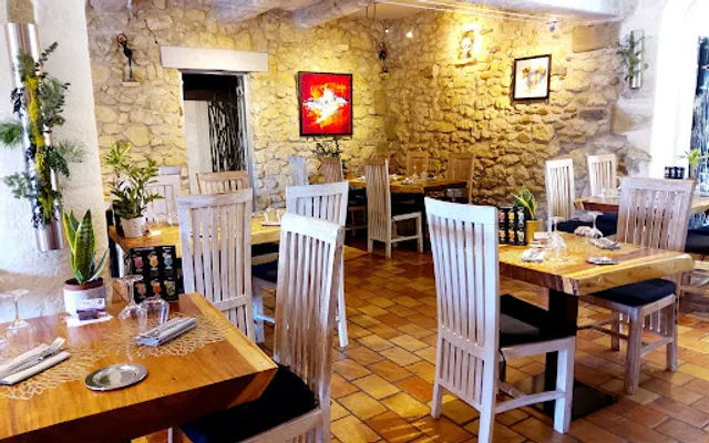 Le Relais du Coche - Restaurant Eyguières