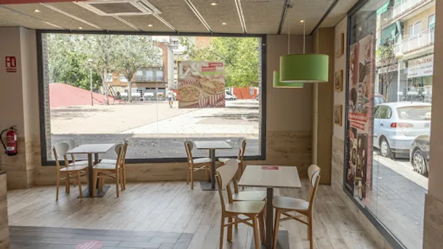 Telepizza Badalona, Mena - Menjar a Domicili