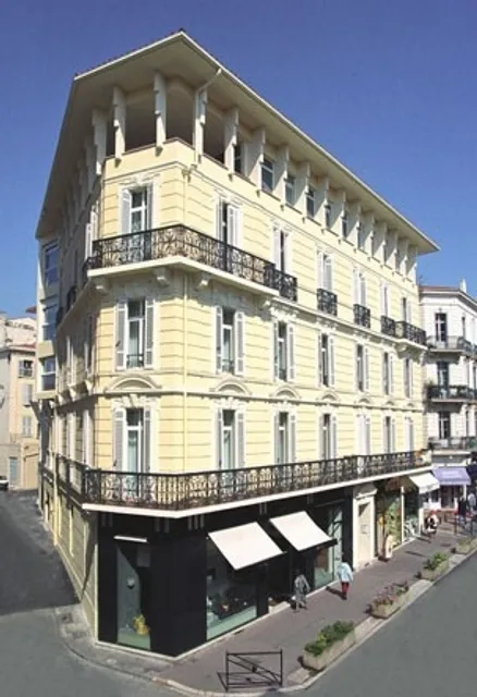 Cannes Croisette Prestige