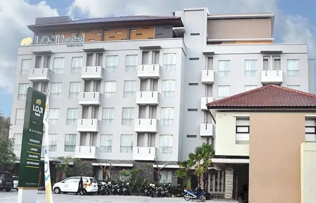 Loji Hotel