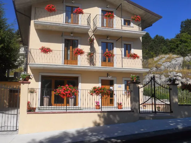 IL FIORE DI PESCO...