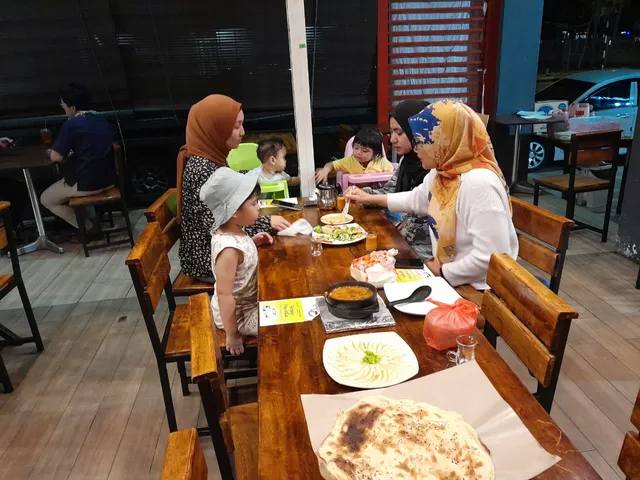 Al-Kawthar Restaurant Kuantan • IM 7