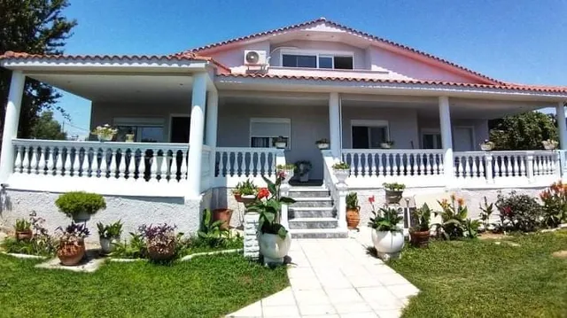 Villa Lillian Apartments