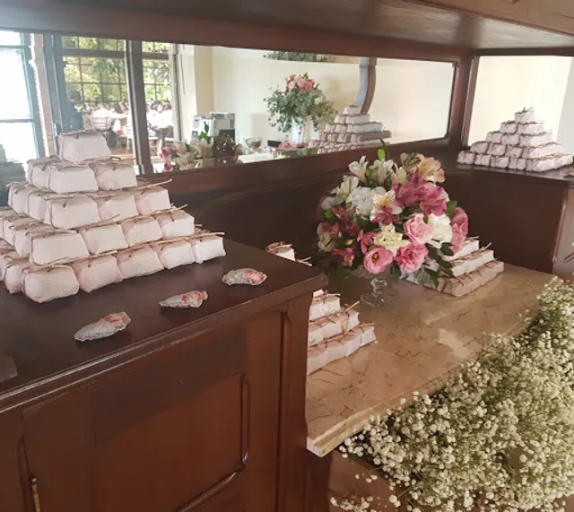 Doce Deleite - Deliceria (Doces Finos, Bolos)