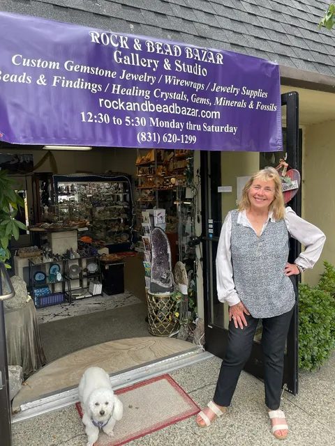 Rock and Bead Bazar / Gallery & Studio