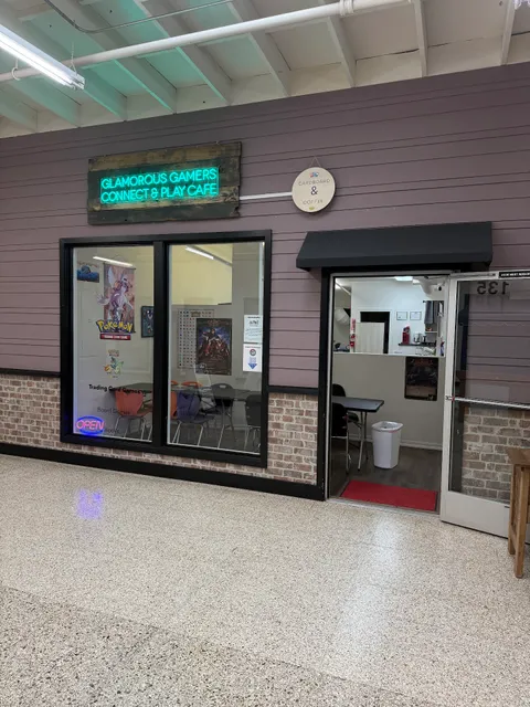 Glamorous Gamers Connect & Play Cafe