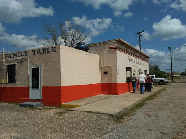 Family Table Restaurant