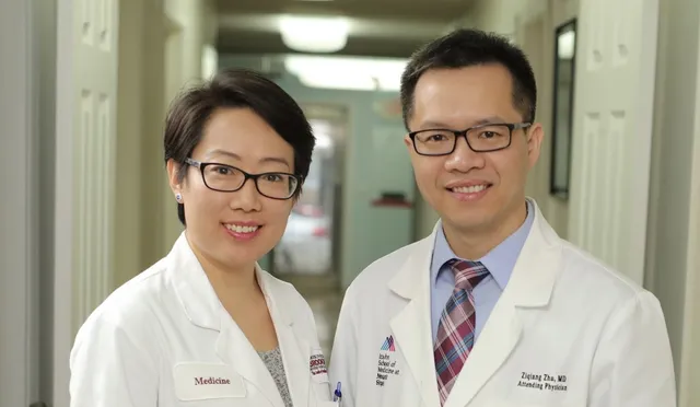 Dr. Ziqiang Zhu & Dr. Wei Liu, Wellsure Medical Practice 朱自强、刘伟家庭医生诊所