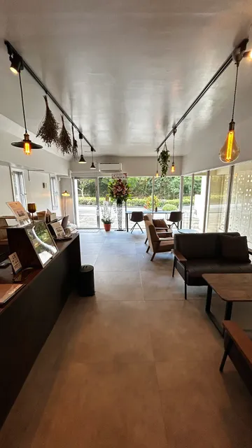 ryuryu coffee and bake