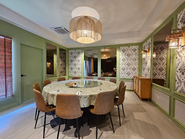 DCH Seafood (Putatan)