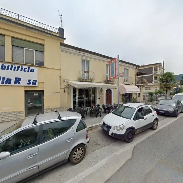 Caffè Bistrot Lounge Bar