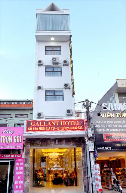 GALLANT HOTEL 154