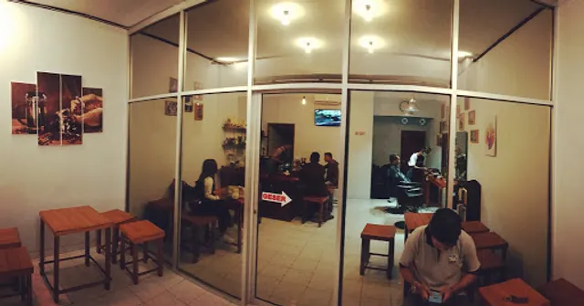 Voltaire books and brew