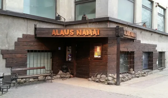 Alaus Namai