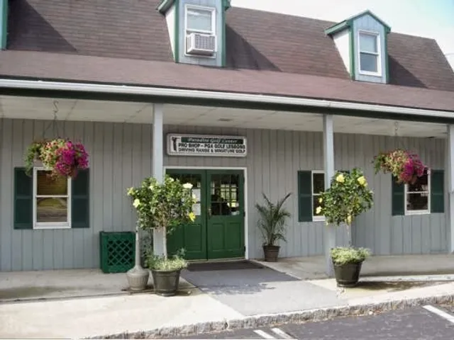 Paradise Golf Driving Range