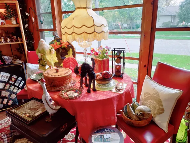 Curiosity Shop resale