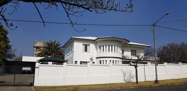 Oppihoek Gastehuis - Guesthouse - Kroonstad