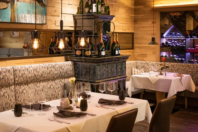 Sonnenhof's Gourmetstube Alps & Ocean