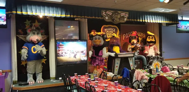 Chuck E. Cheese