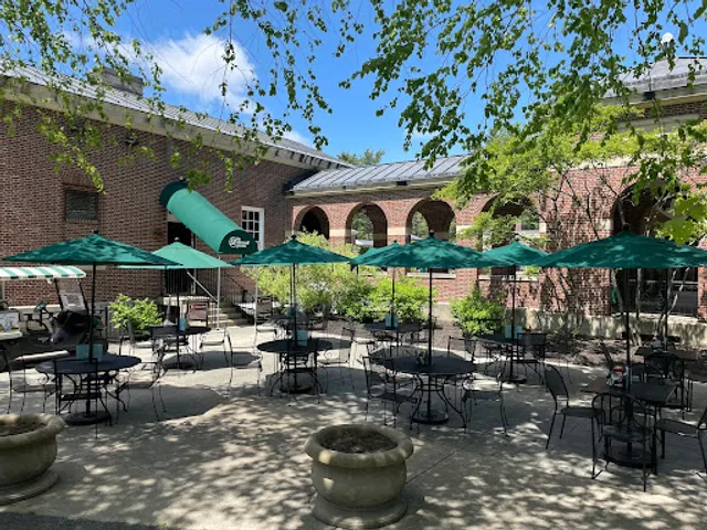 58 Roosevelt Bar and Grill