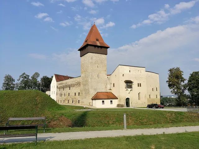 Hostel Schloß Ulmerfeld