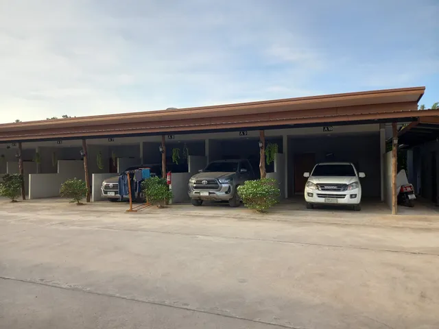 น้ำตาลรีสอร์ท