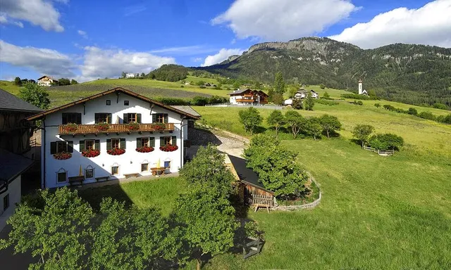 Kreuzerhof- Urlaub auf dem Bauernhof Ferienwohnungen Seis/Kastelruth - Südtirol