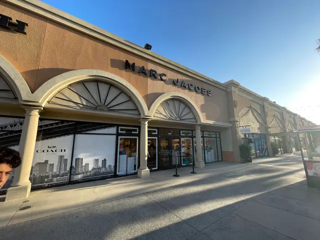 Marc Jacobs - Las Americas Premium Outlets