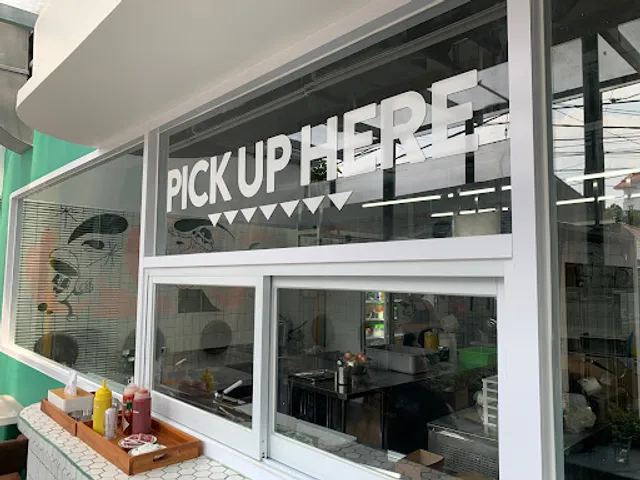 BYURGER BURGER COFFEE MENTENG