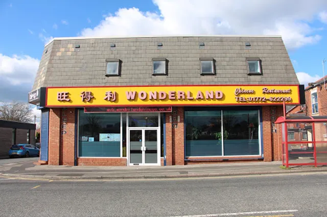 Wonderland, Chinese Restaurant