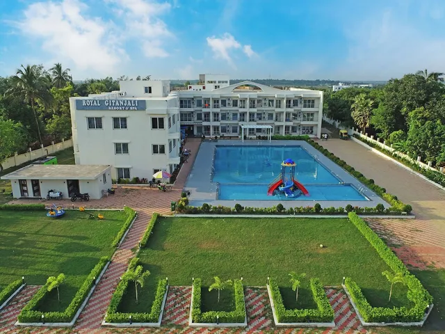 Royal Gitanjali Resort & Spa