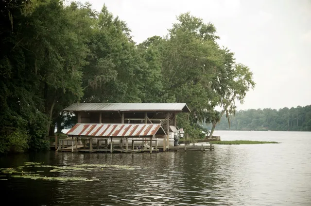 Whippoorwill Sportsman's Lodge