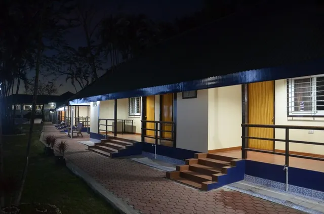 Hotel 45 Beach Resort