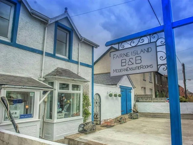 Farne Island Rooms spacious luxury self catering