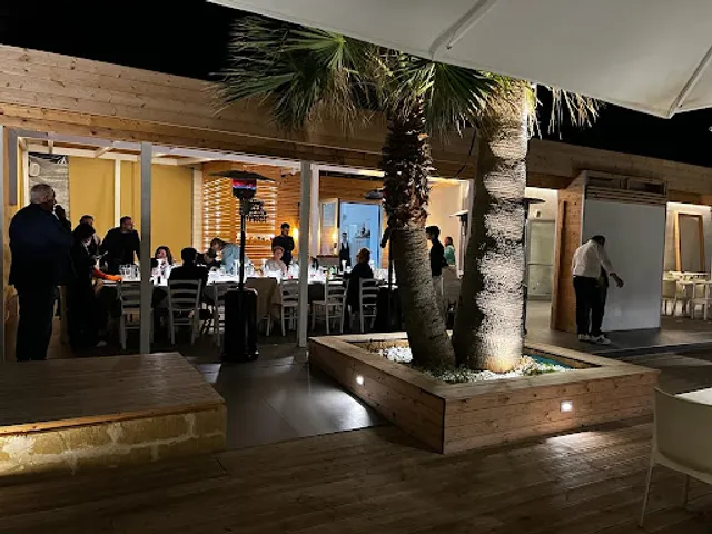 ZERO FIVE- DRINK & FOOD EXPERIENCE