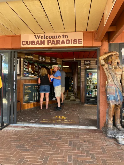 Cuban Paradise Cigar & Cafe