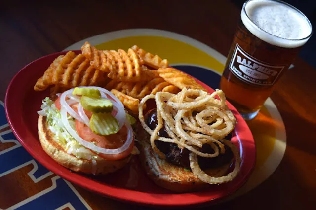 Ralphie's Sports Eatery