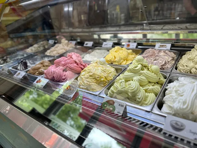 Gelati-Caffe-Bar Michelangelo