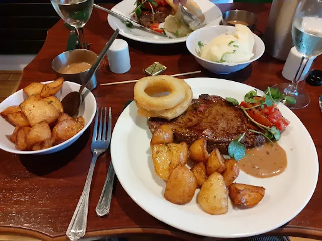 Collinview Restaurant