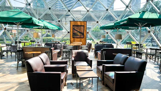 Starbucks @ Sathorn Square