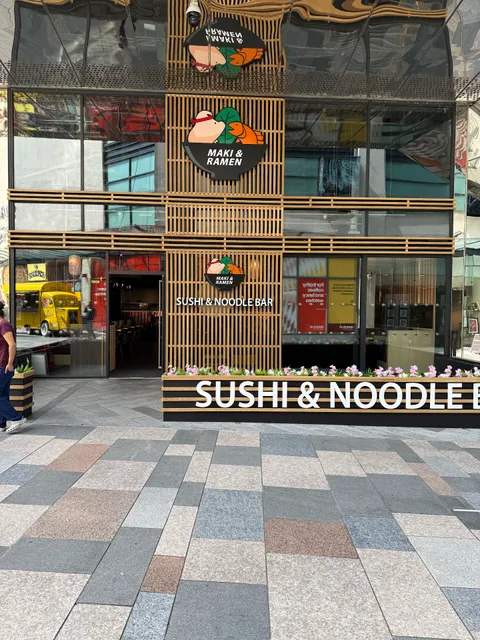 Maki & Ramen