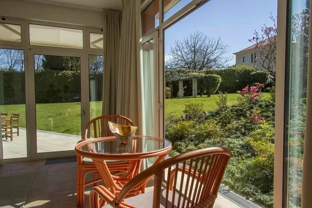 Liiiving in Porto | Oporto Garden Pool House