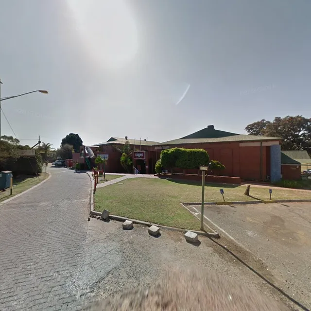 78 George Storrar Dr