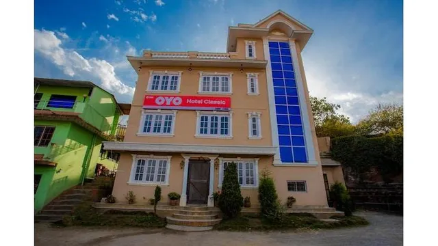 OYO 302 Hotel Classic