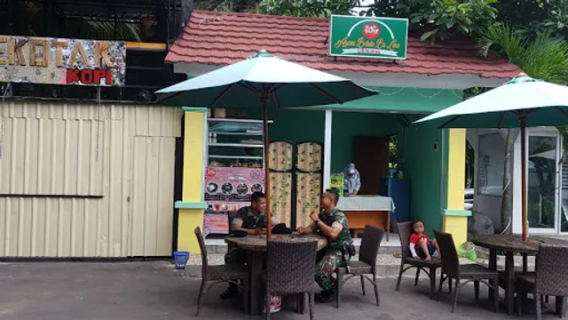 Ayam betutu bu lina gilimanuk - pojok sudirman