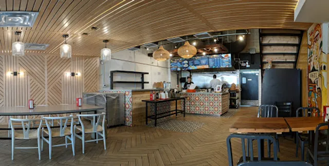 Butter Chicken Roti - King E