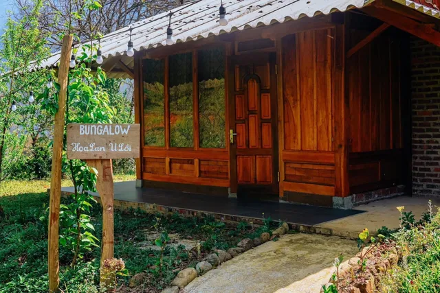 Hoa Lan Bungalow