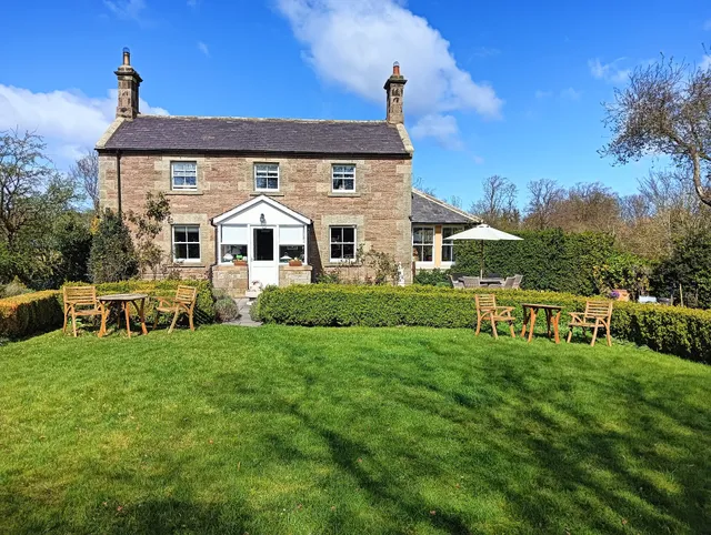 Lucker Mill House Bed and Breakfast and Shepherds huts